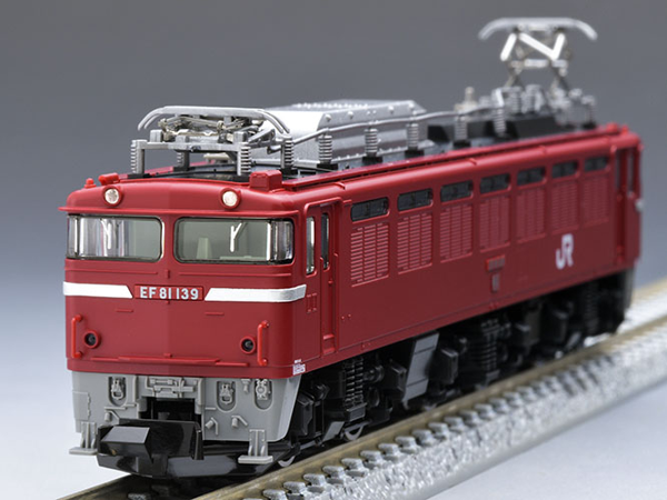 JR EF81形電気機関車(JR東日本仕様・双頭形連結器付)