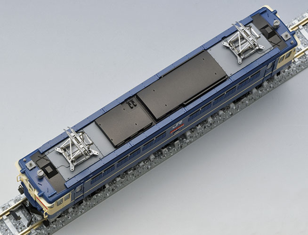 JR EF65-2000形電気機関車(復活国鉄色)